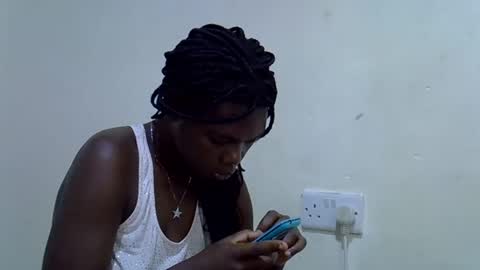 cute_tamara1 online show from 12-16-25, 05:01