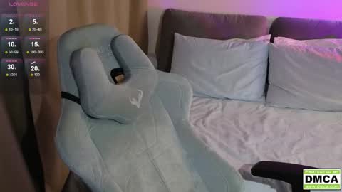 Thomas -  online show from 11-10-25, 07:46