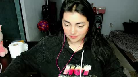 Princess Amber online show from 11-29-25, 08:45