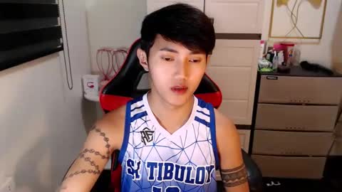 Snapshot of cuteasiancock98 chatting on 05-06-26, 04:34 Steph online show from 05-06-26, 04:34