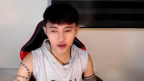 Snapshot of cuteasiancock98 chatting on 08-06-26, 05:31 Steph online show from 08-06-26, 05:31