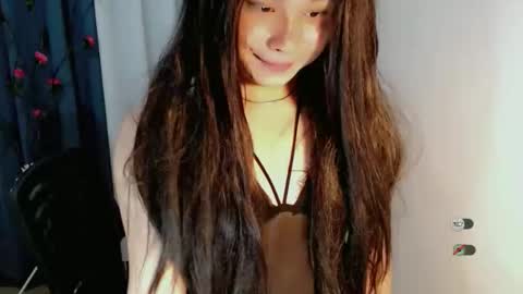 Snapshot of cuteasianlee chatting on 03-16-26, 05:39 cuteasianlee online show from 03-16-26, 05:39