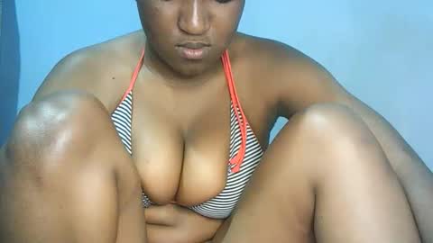 Snapshot of cuteavrill chatting on 09-09-25, 06:29 Avrill online show from 09-09-25, 06:29