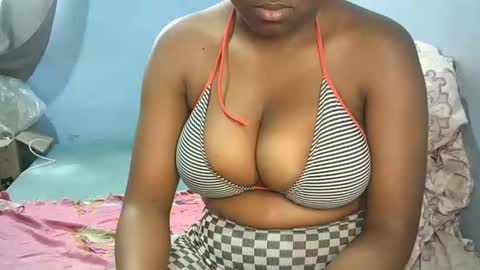 Snapshot of cuteavrill chatting on 09-23-25, 11:02 Avrill online show from 09-23-25, 11:02