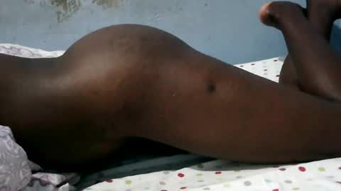 Snapshot of cuteavrill chatting on 07-12-26, 06:04 Avrill online show from 07-12-26, 06:04