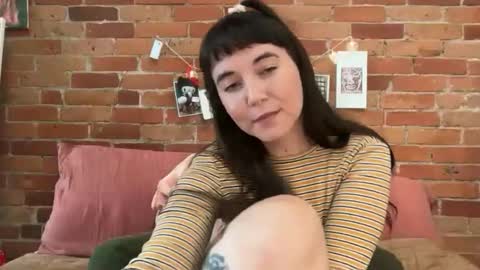 Snapshot of cuteballoons chatting on 04-29-26, 08:26 CuteBalloons online show from 04-29-26, 08:26