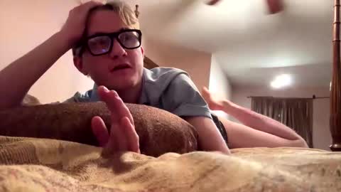 cuteboii29 online show from 12-05-25, 05:38