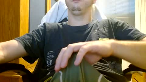 Snapshot of cuteboy090 chatting on 06-21-26, 11:46 Cuteboy090 online show from 06-21-26, 11:46