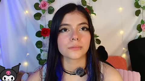 Snapshot of cutee_andrea chatting on 04-29-26, 03:32 Andrea 3 online show from 04-29-26, 03:32