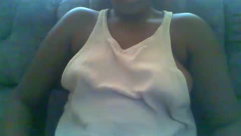 Snapshot of cuteebony16 chatting on 06-01-26, 09:11 tawi online show from 06-01-26, 09:11