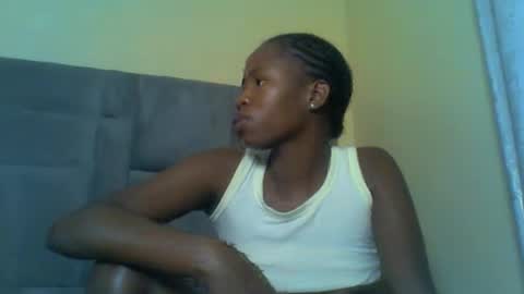 Snapshot of cuteebony16 chatting on 06-02-26, 03:58 tawi online show from 06-02-26, 03:58