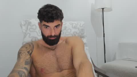 cuteeboy online show from 02-06-25, 08:13