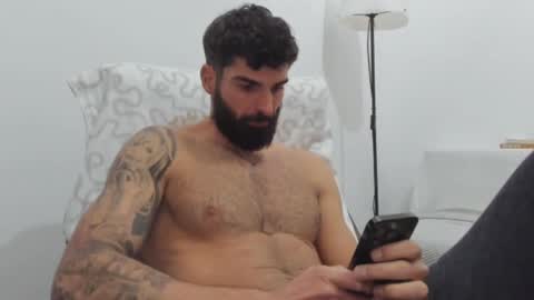 cuteeboy online show from 02-11-25, 06:55