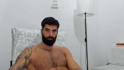 cuteeboy online show from 11-13-25, 09:03