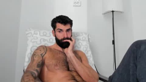 cuteeboy online show from 11-21-25, 10:47