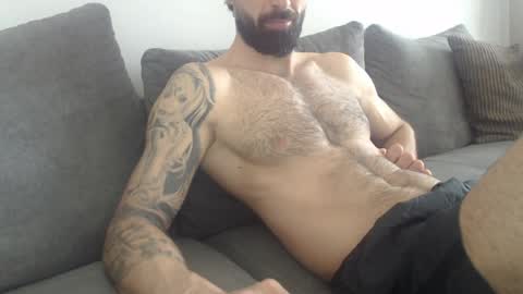 cuteeboy online show from 04-19-26, 08:02