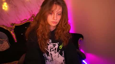 Foxy online show from 01-16-26, 02:32