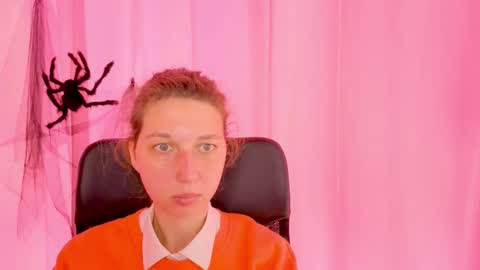 Elli online show from 11-15-25, 11:40