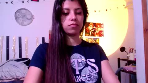 Snapshot of cutehaome chatting on 03-31-26, 01:18 haome online show from 03-31-26, 01:18