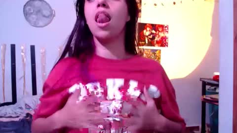 Snapshot of cutehaome chatting on 04-15-26, 10:54 haome online show from 04-15-26, 10:54