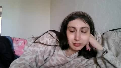 cutekattie online show from 04-11-26, 08:07