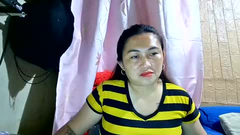Snapshot of cutelalay chatting on 06-15-26, 10:45 Lalai online show from 06-15-26, 10:45