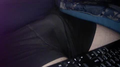 Snapshot of cuteman88 chatting on 04-07-26, 09:15 Cuteman online show from 04-07-26, 09:15