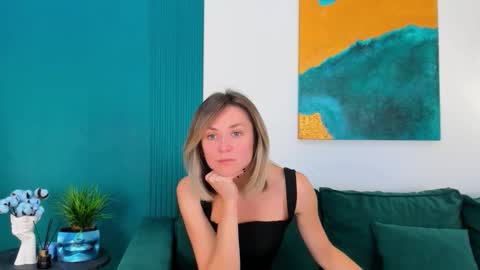 cutemirage online show from 09-14-25, 02:38