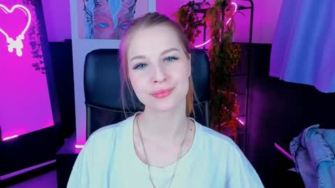 Snapshot of cutemousee chatting on 12-06-24, 11:44 Rina online show from 12-06-24, 11:44