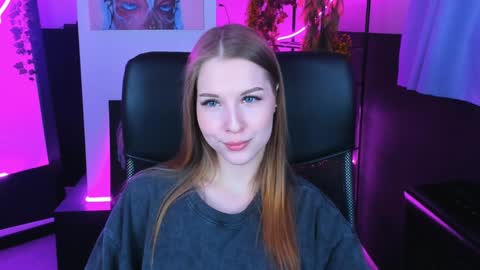 Snapshot of cutemousee chatting on 12-12-24, 02:26 Rina online show from 12-12-24, 02:26