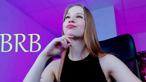 Snapshot of cutemousee chatting on 12-12-24, 05:31 Rina online show from 12-12-24, 05:31