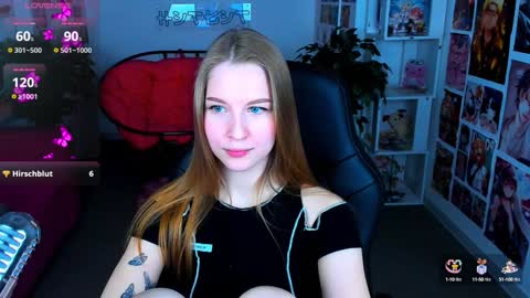 Snapshot of cutemousee chatting on 02-04-25, 10:54 Rina online show from 02-04-25, 10:54