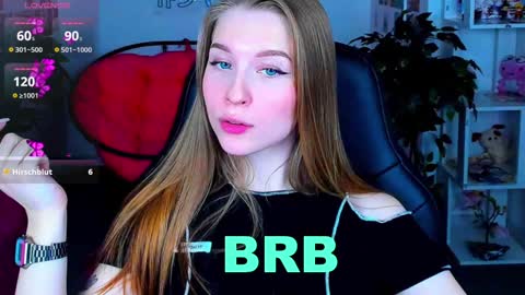 Snapshot of cutemousee chatting on 02-04-25, 01:59 Rina online show from 02-04-25, 01:59