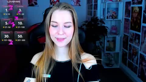 Snapshot of cutemousee chatting on 02-15-25, 11:39 Rina online show from 02-15-25, 11:39