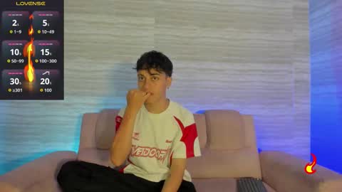 Snapshot of cutenaked_ chatting on 01-14-26, 11:27 cutenaked_ online show from 01-14-26, 11:27