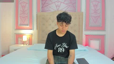 Snapshot of cutenaked_ chatting on 02-05-26, 11:37 cutenaked_ online show from 02-05-26, 11:37