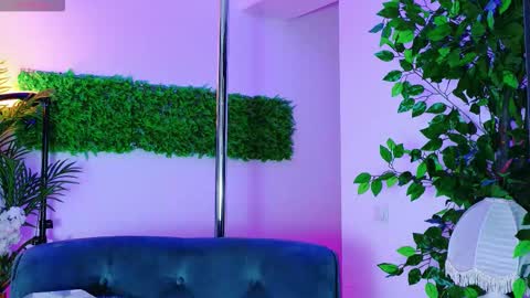 cuteness__girl online show from 11-11-25, 07:30