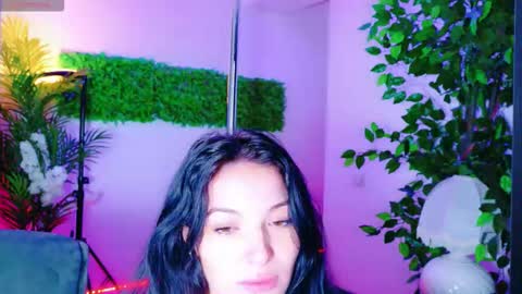 cuteness__girl online show from 11-12-25, 07:31