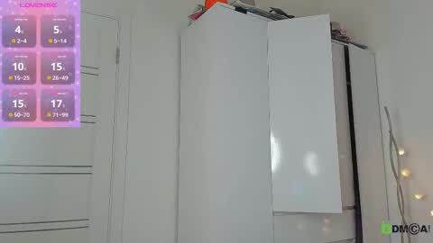 Snapshot of cutenessnicole chatting on 03-09-25, 08:52 cutenessnicole online show from 03-09-25, 08:52