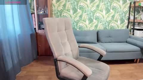 cutepawskitter online show from 11-11-25, 07:08