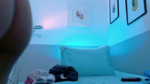 cutepetitee online show from 05-15-26, 07:43