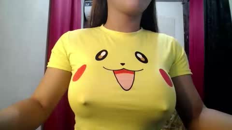 Snapshot of cutepinay143 chatting on 05-28-26, 03:31 isabel online show from 05-28-26, 03:31
