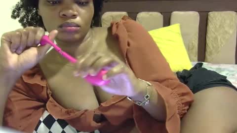 cutermilly online show from 12-05-24, 09:17