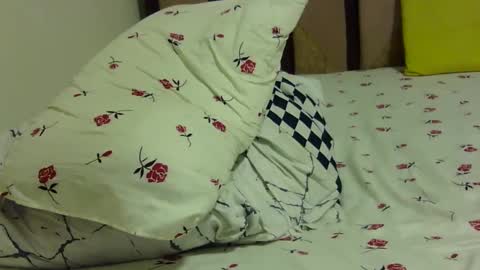 cutermilly online show from 12-20-24, 09:21