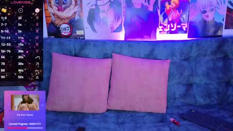 Snapshot of cutesarah_10 chatting on 06-06-26, 01:54 cutesarah_10 online show from 06-06-26, 01:54