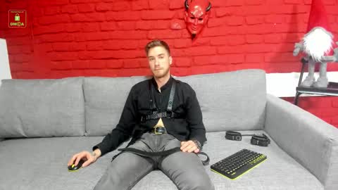 Snapshot of cuteseductor chatting on 03-21-26, 06:51 HARVEY online show from 03-21-26, 06:51