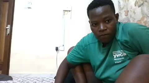 Snapshot of cutesexyblackass chatting on 02-13-25, 11:28 Nelly online show from 02-13-25, 11:28