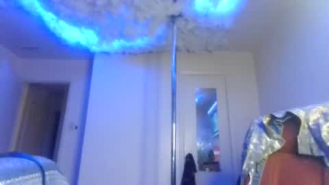 mary mack online show from 02-24-25, 01:02