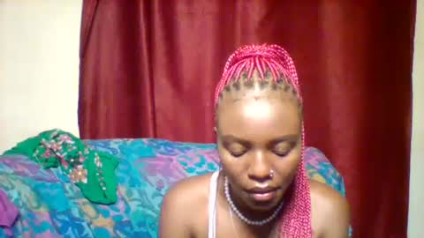 cutey_lunar online show from 01-30-25, 03:29