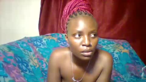 cutey_lunar online show from 02-02-25, 04:54